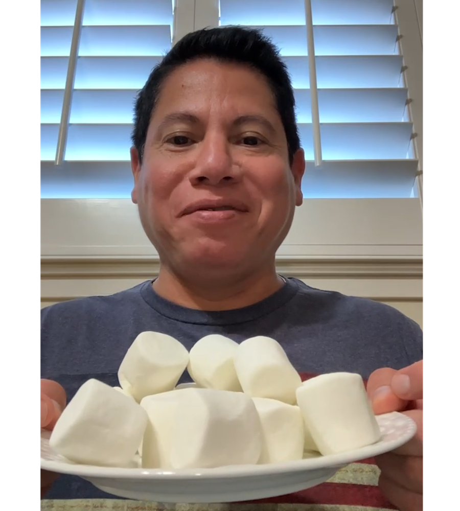 マシュマロ早食いコンテスト